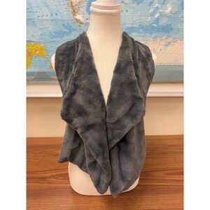 Gray Fuzzy Vest Sugar Rush Girls Size Medium Knit Back